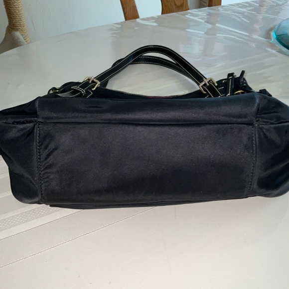 NEW DOONEY & BOURKE Black Nylon Pink Lining Logo Charm Leather Trim Shoulder Bag - Picture 10 of 11